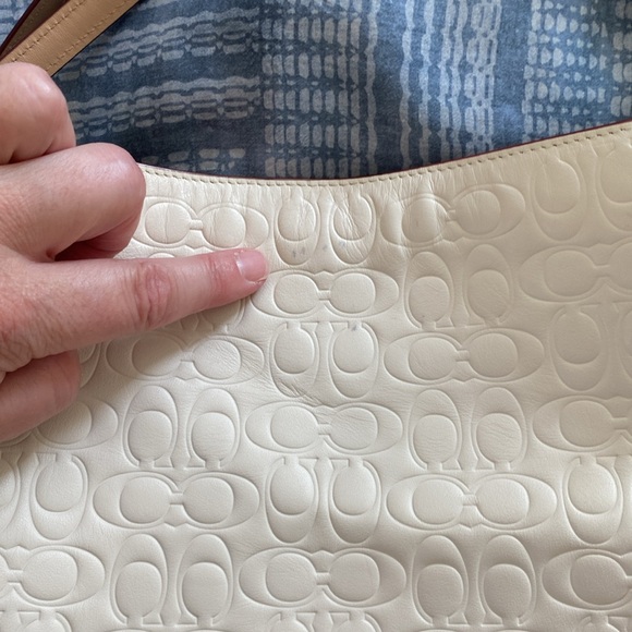 Coach- Edie 31 Shoulder Bag in Signature Leather With Rivets - cream color - Picture 8 of 10